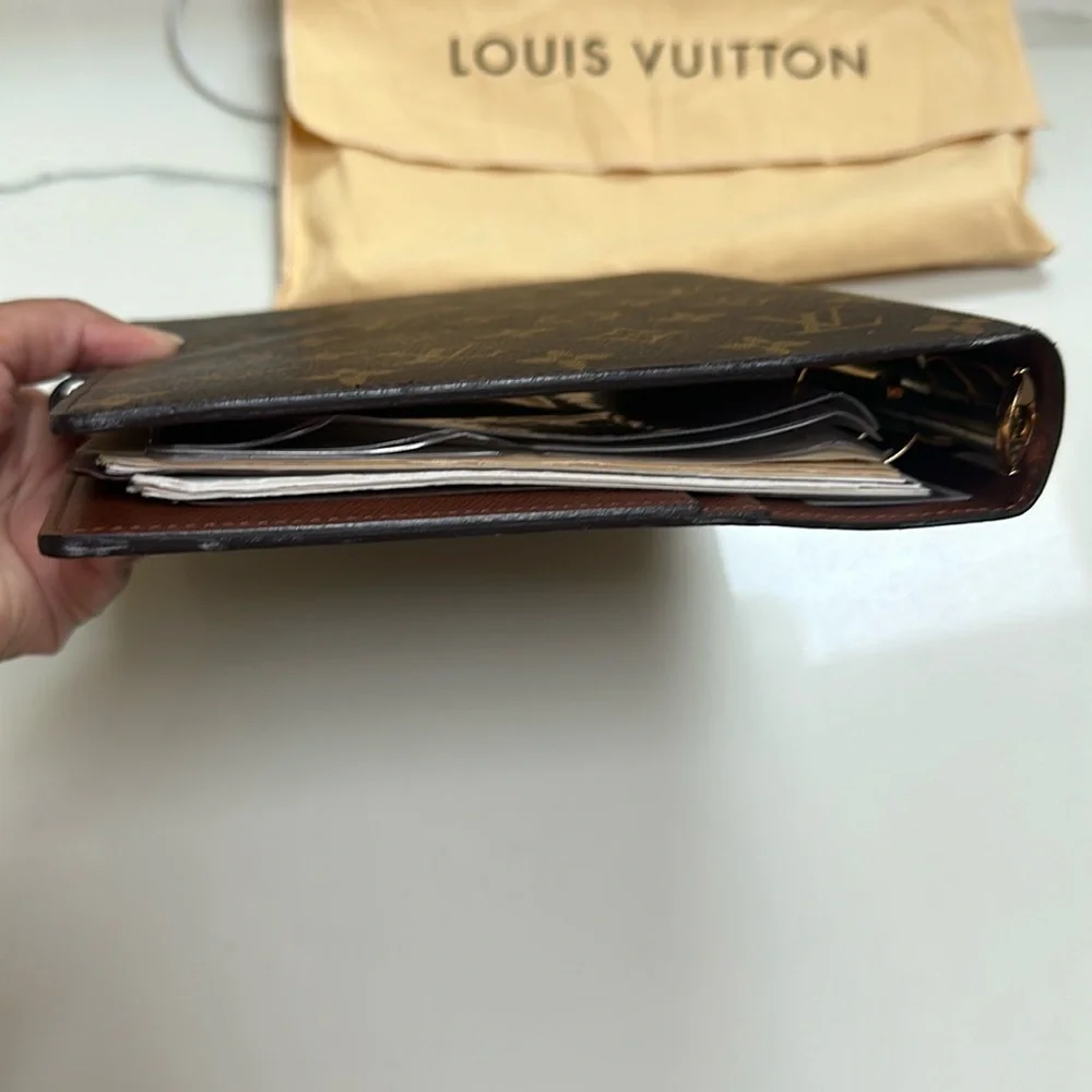 Louis Vuitton Large Monogram Agenda Ring Cover - Picture 12 of 16